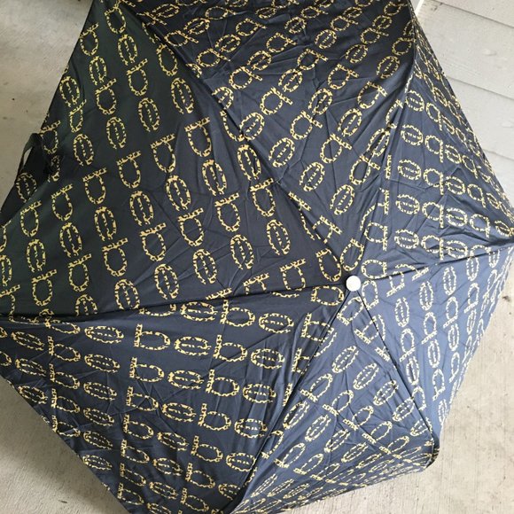 Bebe Small Black Folding Umbrella - So Pretty NEW Price is FIRM  Ki1  Totebox - Picture 2 of 4